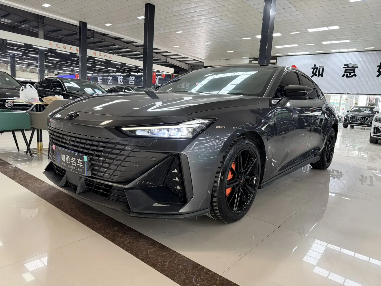 Changan UNI-V  из Китая