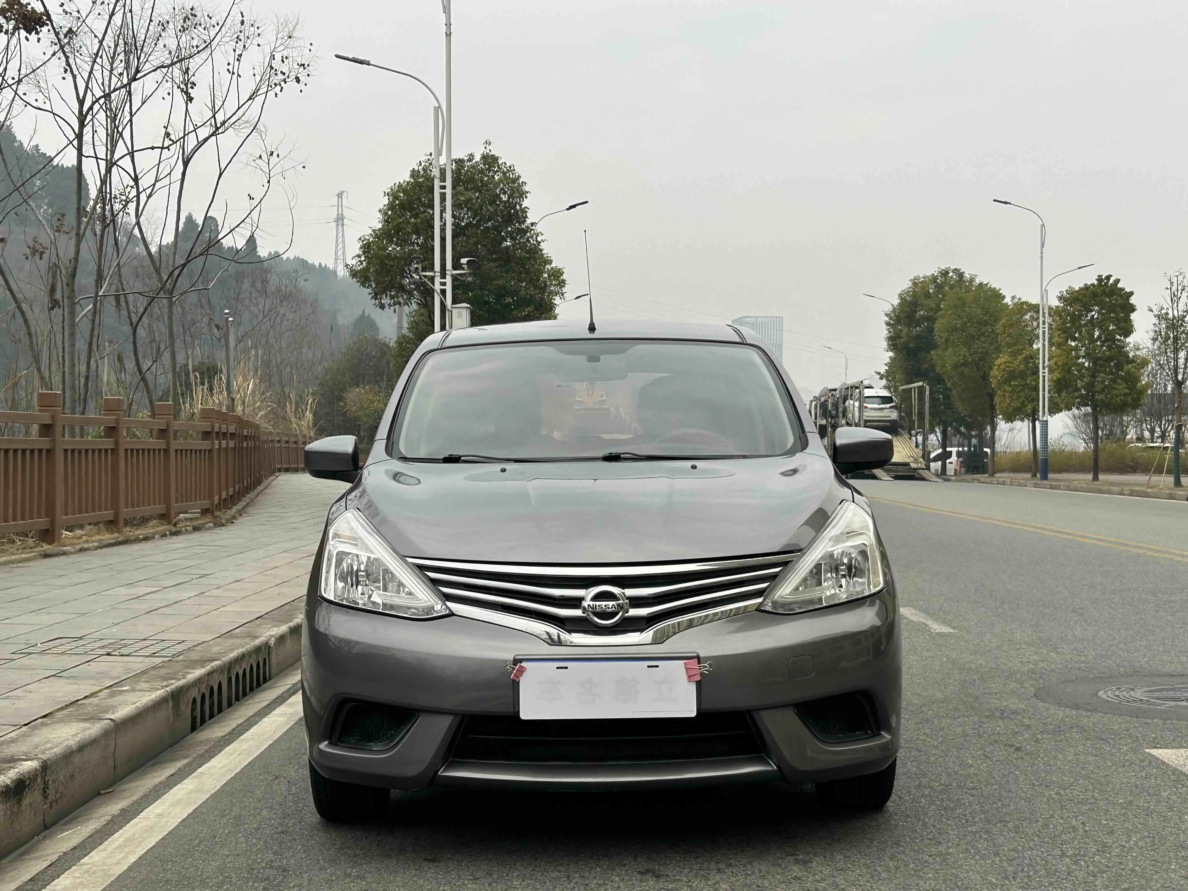 Nissan Li Wei  из Китая