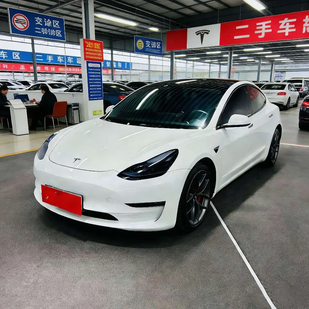 Tesla Model 3  из Китая