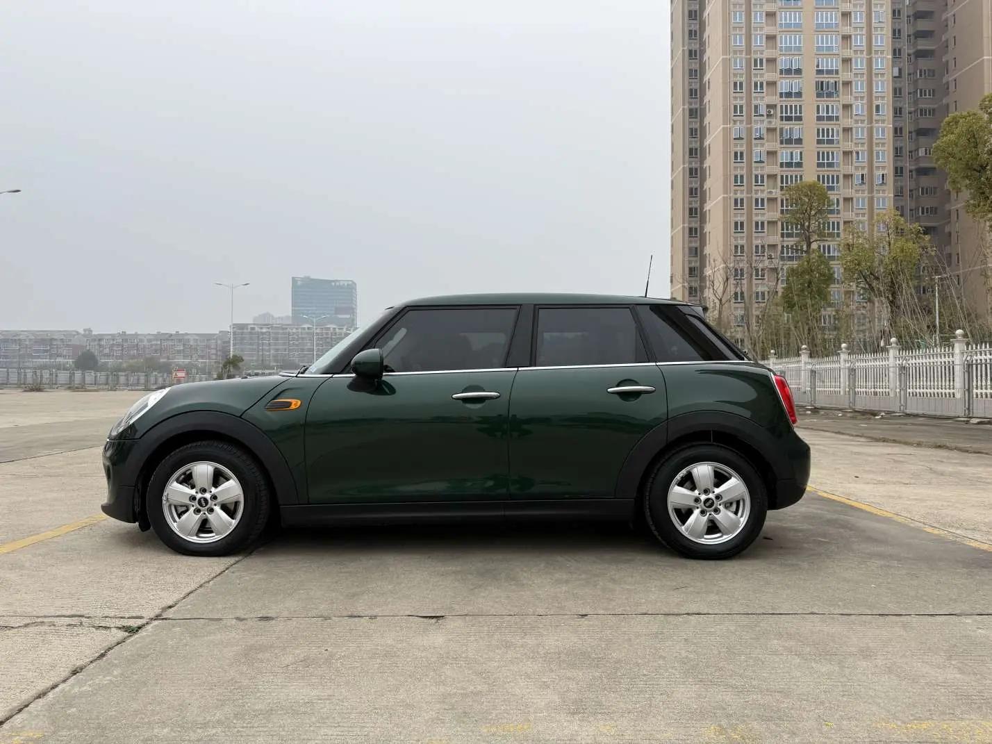 MINI 
