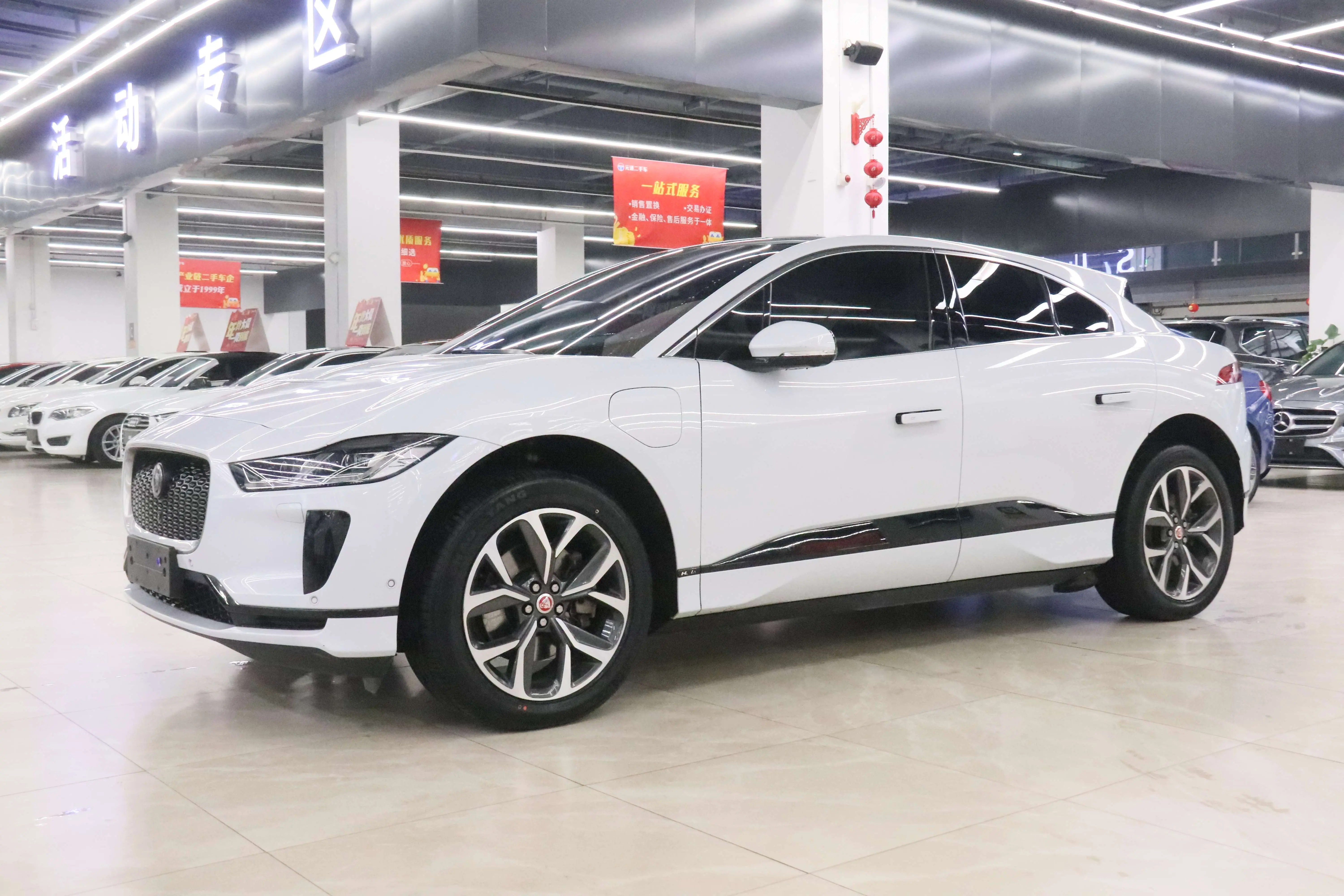 Jaguar I-PACE  из Китая