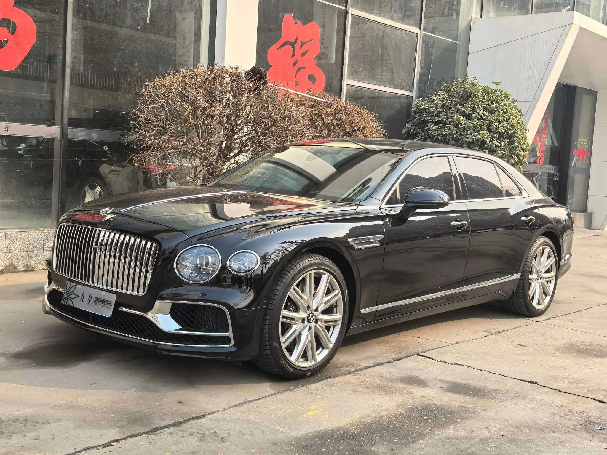 Bentley Galloping  из Китая
