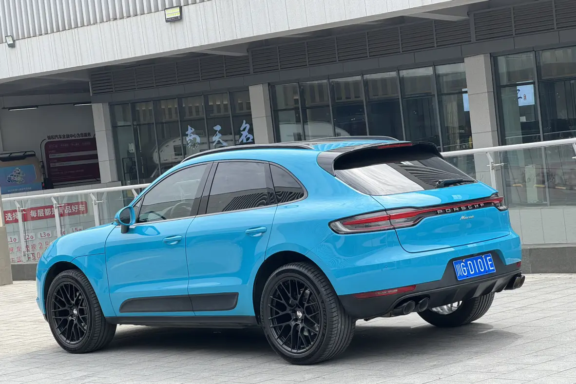 Porsche Macan