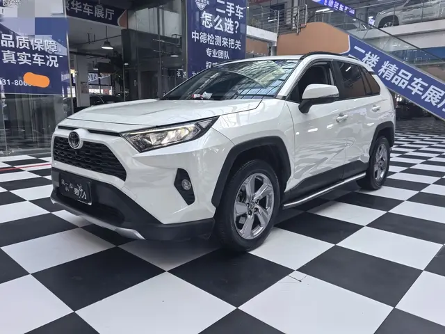 Toyota RAV4  из Китая