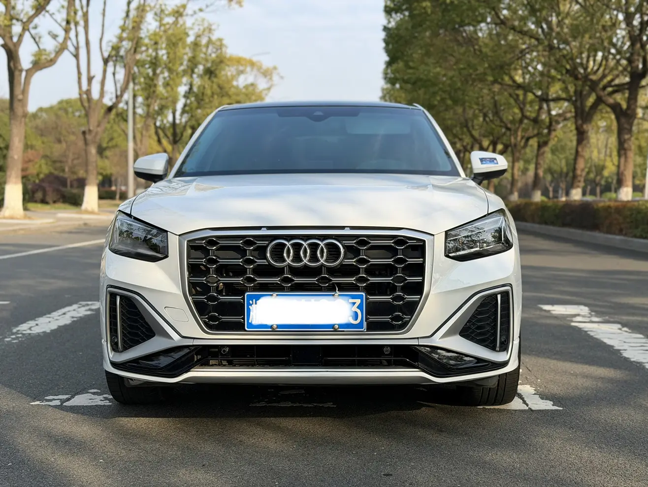 Audi Q2L  из Китая