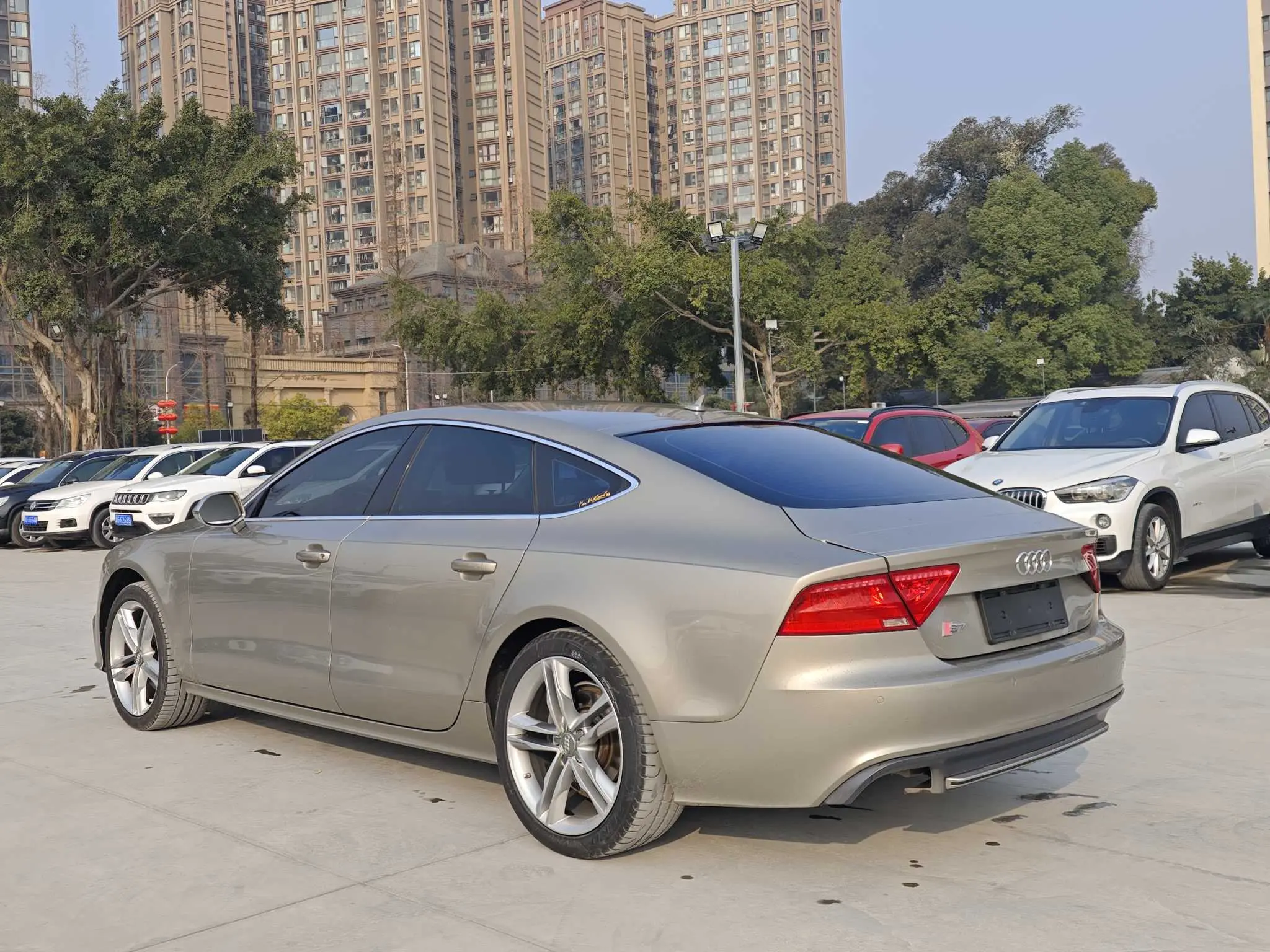 Audi A7  из Китая