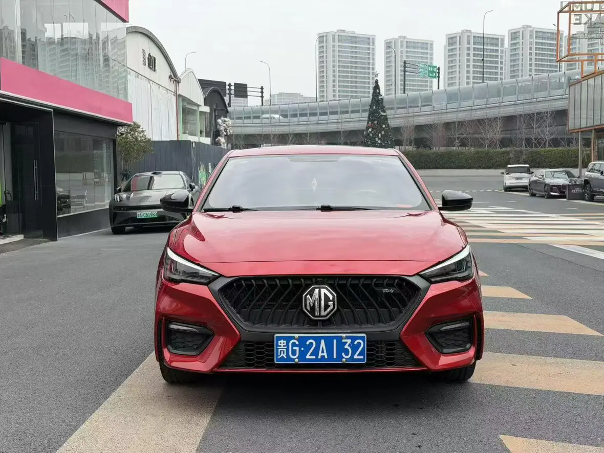 MG 6  из Китая