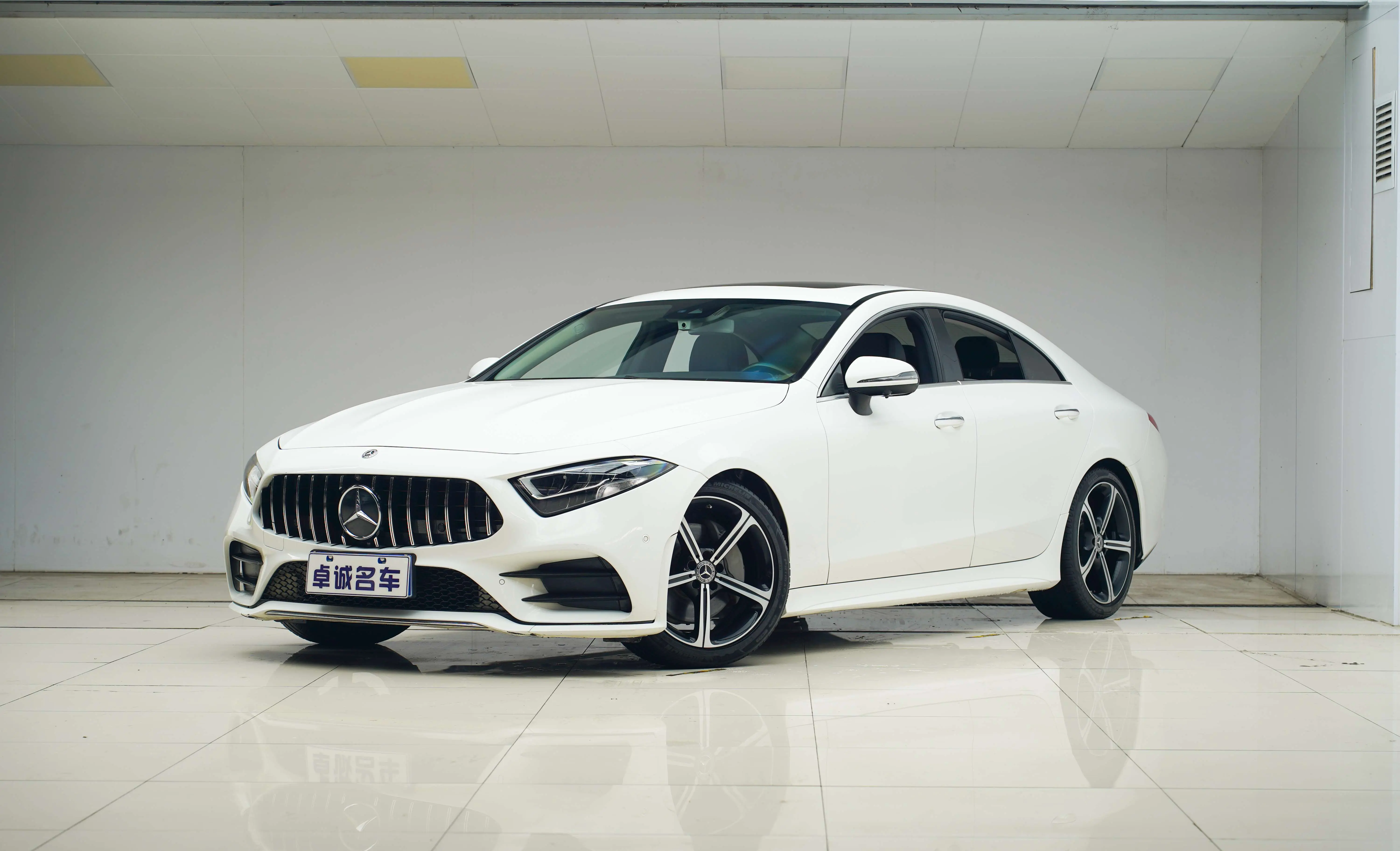 Mercedes-Benz Mercedes Benz CLS  из Китая