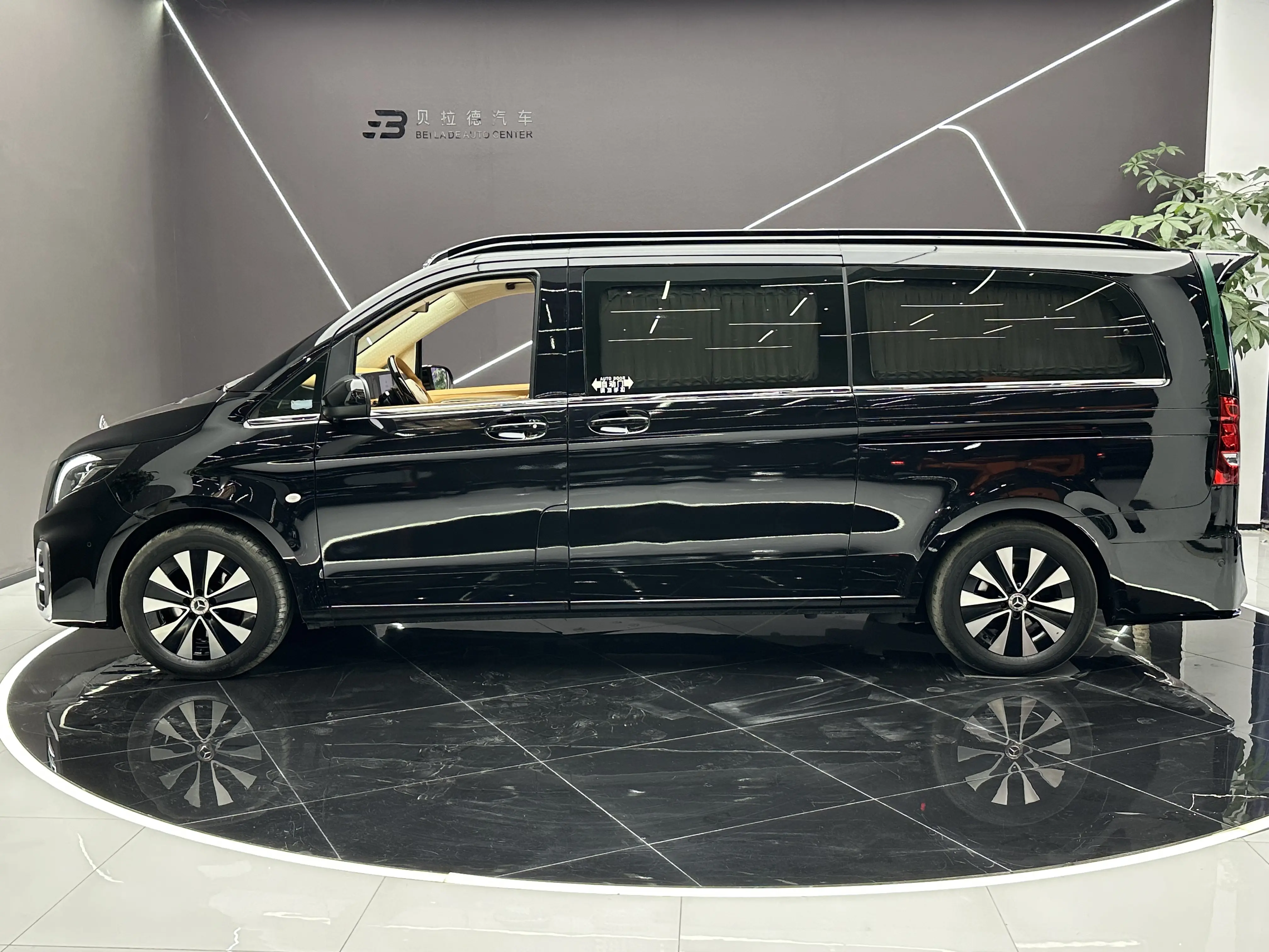 Mercedes-Benz Vito  из Китая