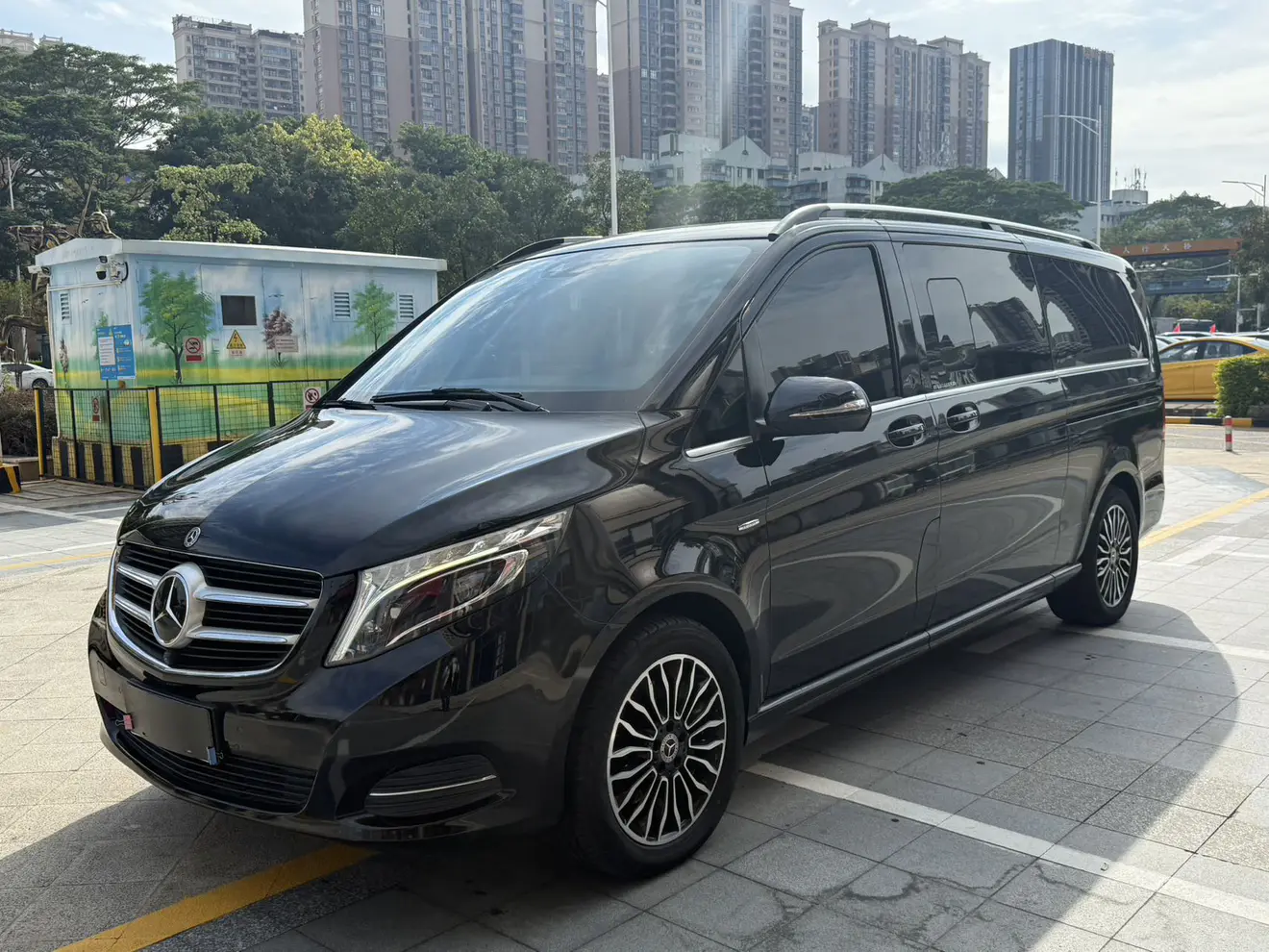 Mercedes-Benz Mercedes Benz V Class  из Китая