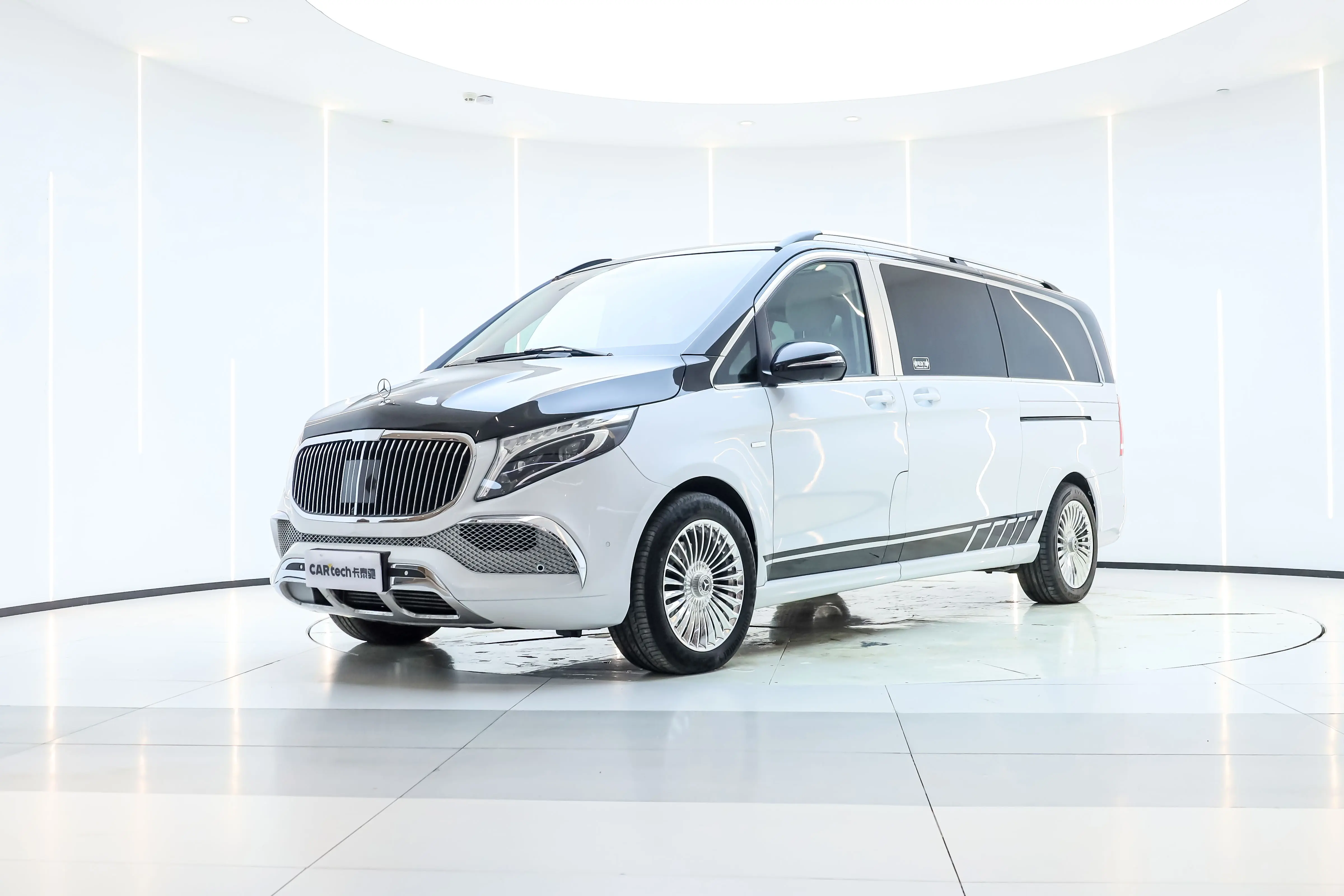Mercedes-Benz Mercedes Benz V Class  из Китая