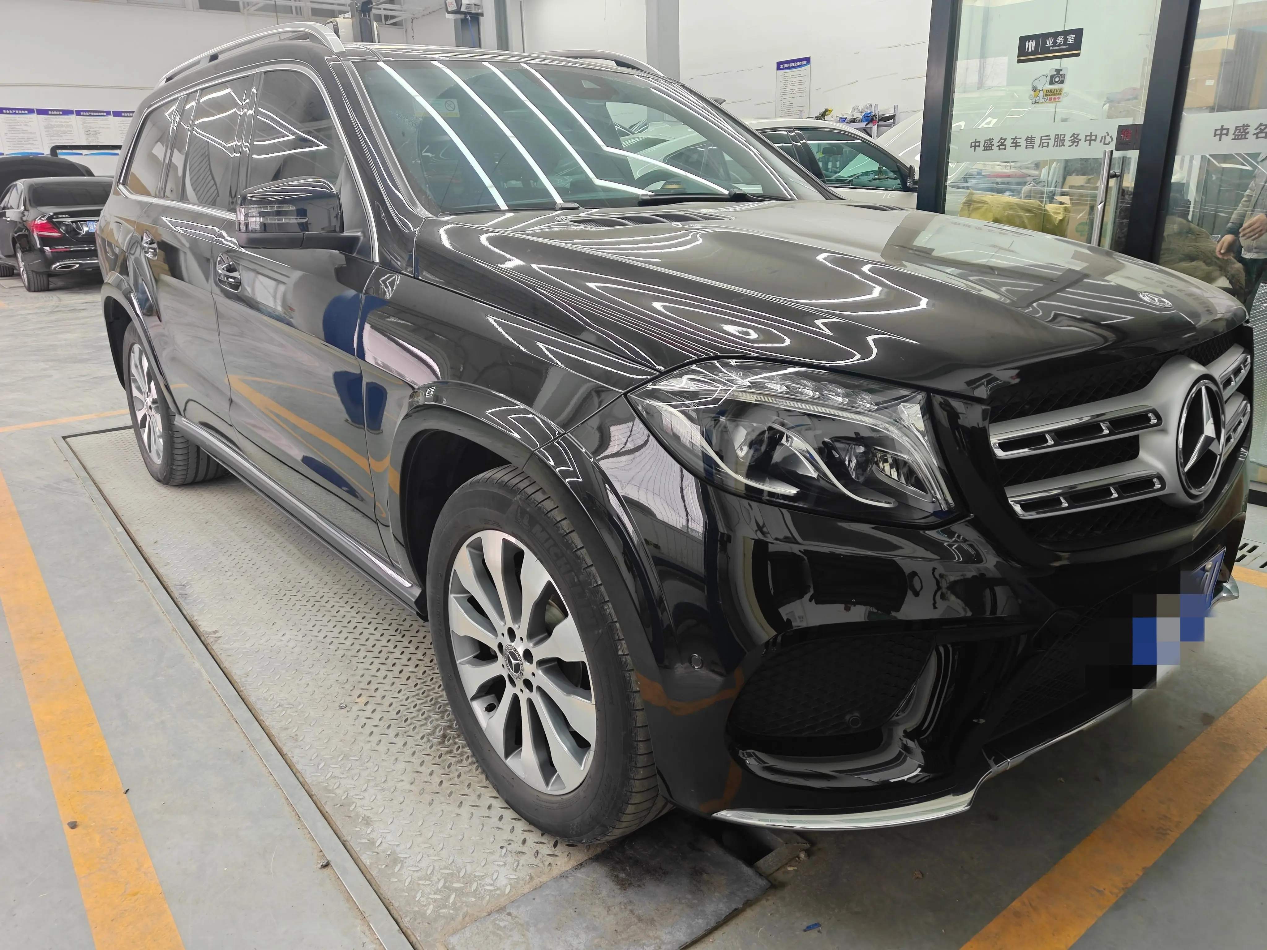 Mercedes-Benz Mercedes Benz GLS  из Китая