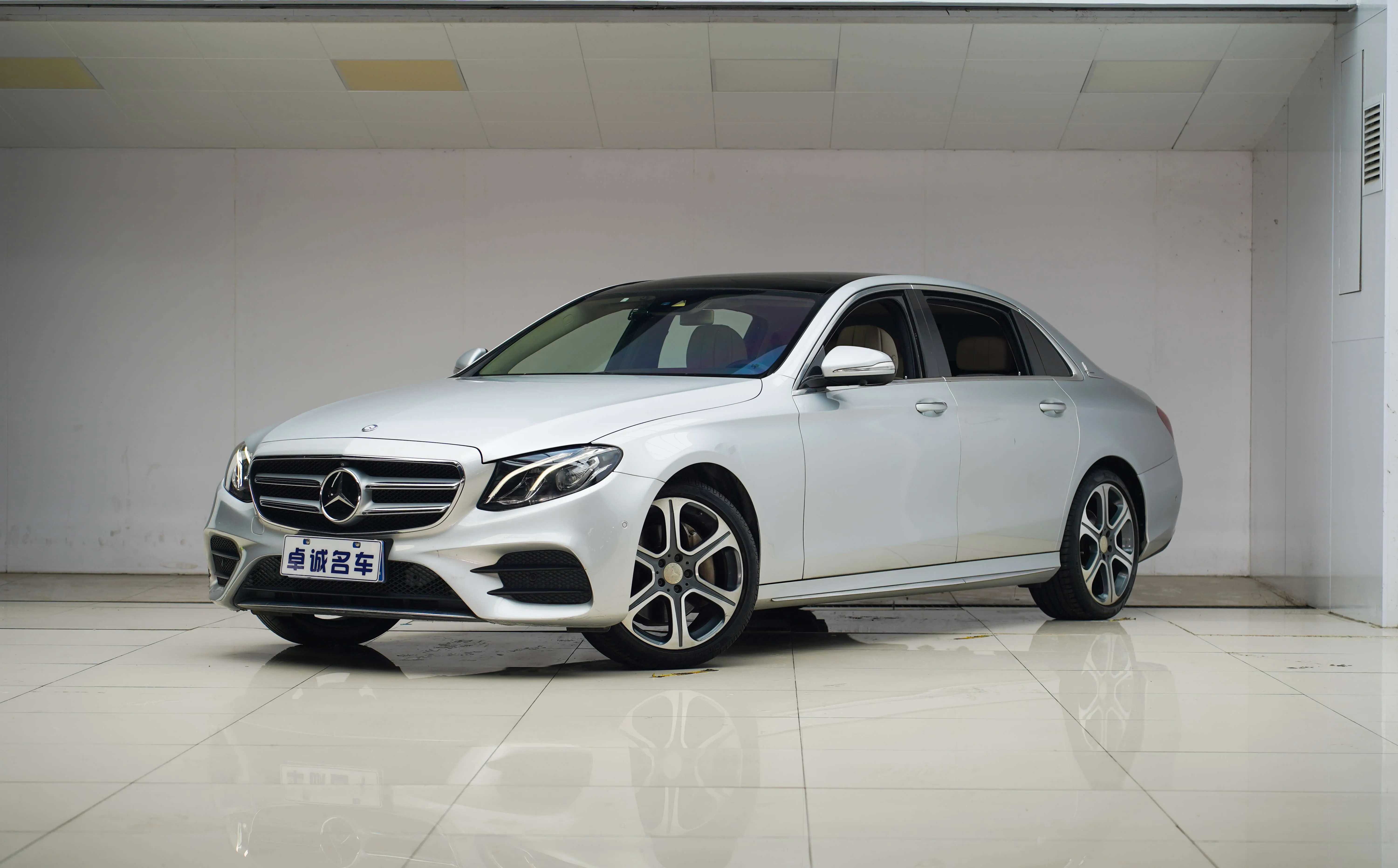 Mercedes-Benz E-Class  из Китая