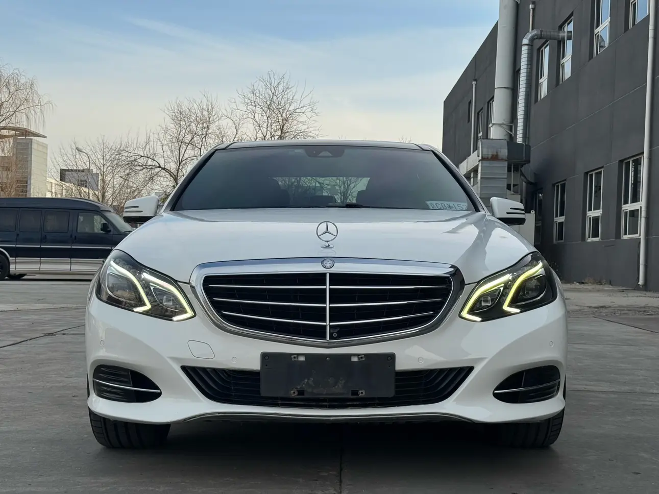 Mercedes-Benz E-Class  из Китая
