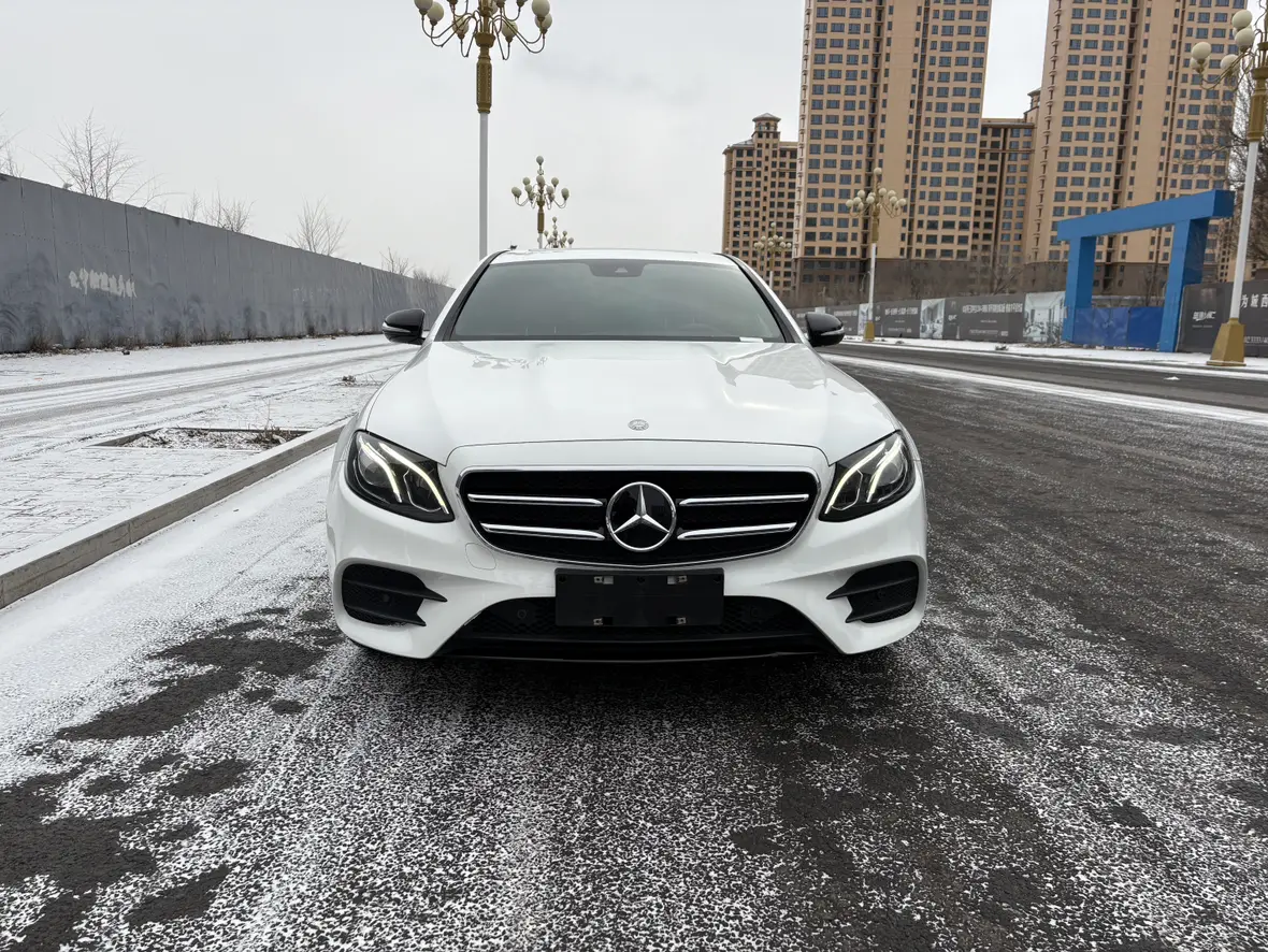 Mercedes-Benz E-Class  из Китая