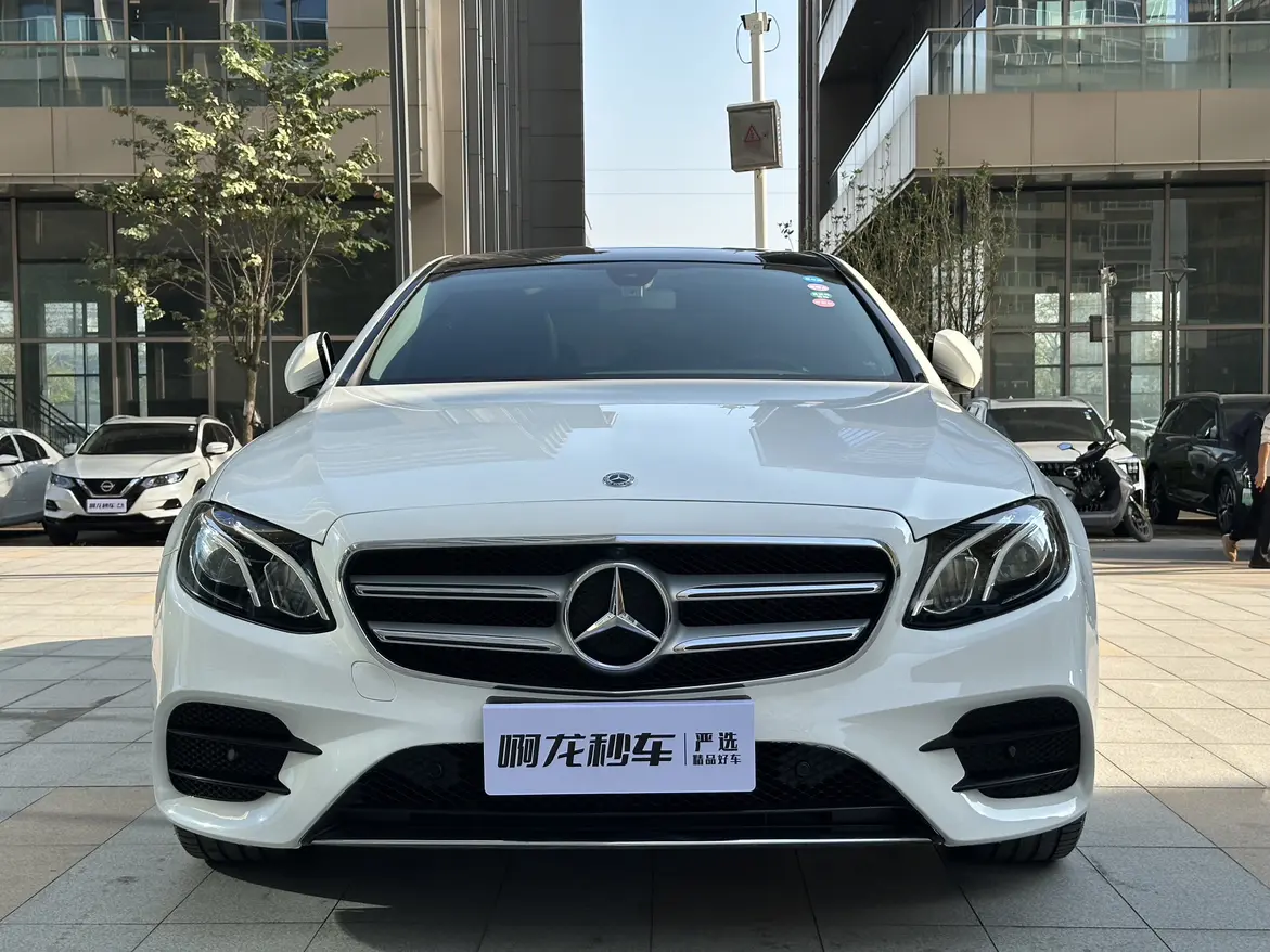 Mercedes-Benz E-Class  из Китая