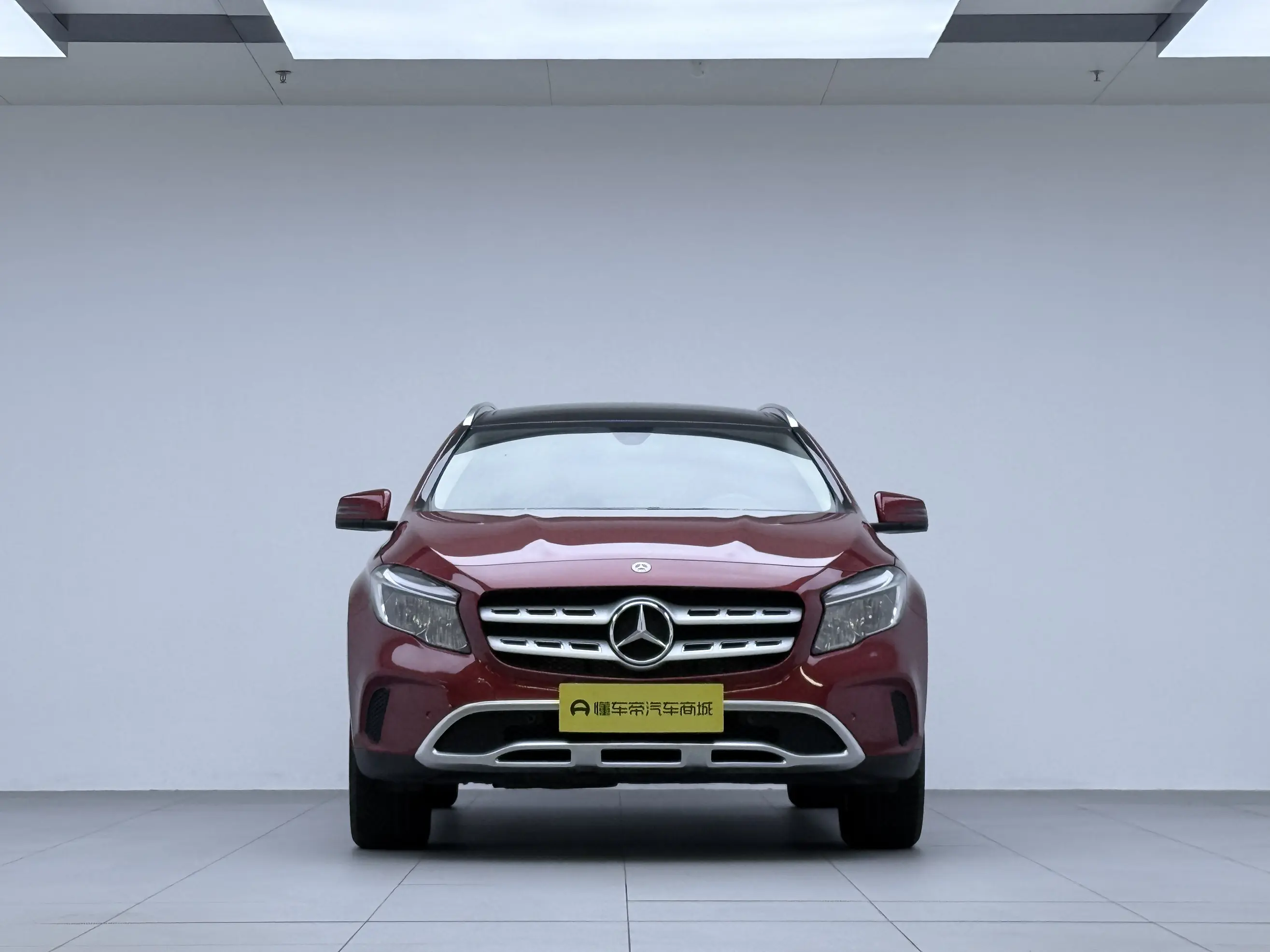 Mercedes-Benz GLA  из Китая