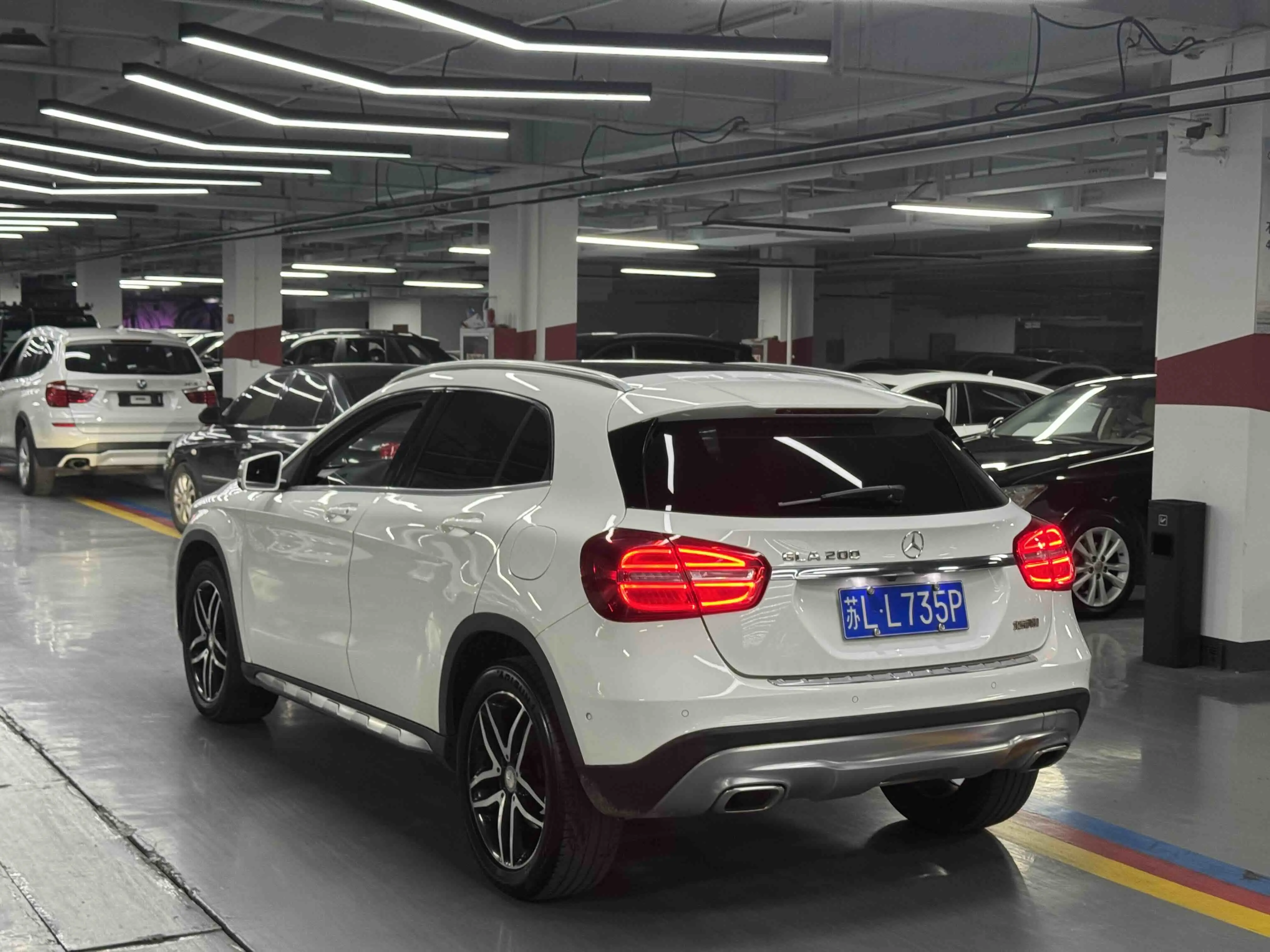 Mercedes-Benz GLA  из Китая