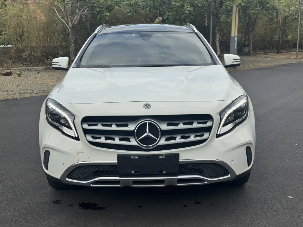 Mercedes-Benz GLA  из Китая