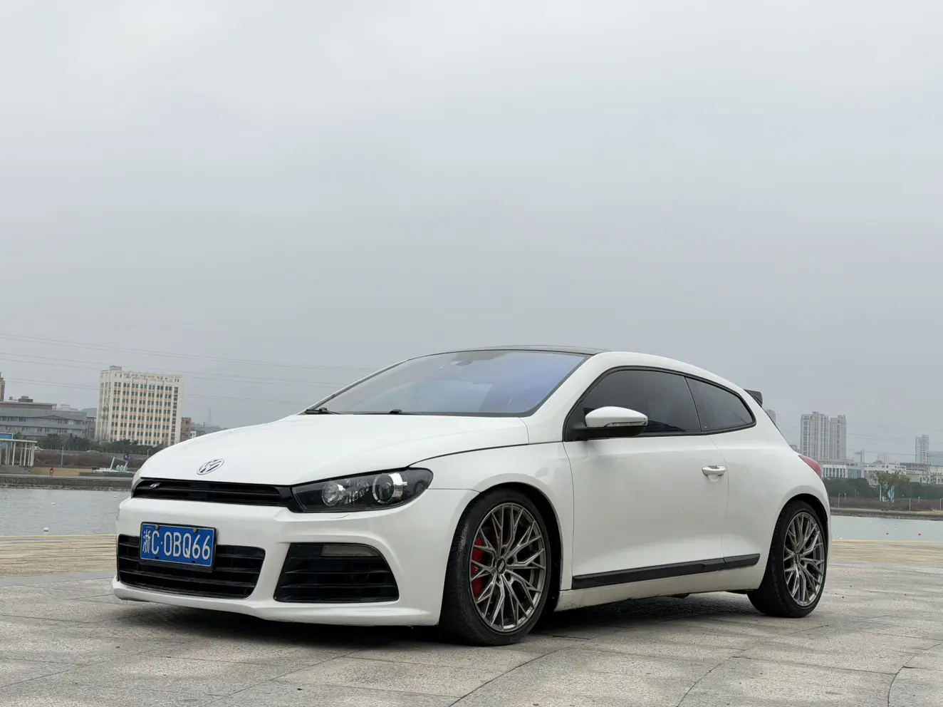 Volkswagen Scirocco  из Китая