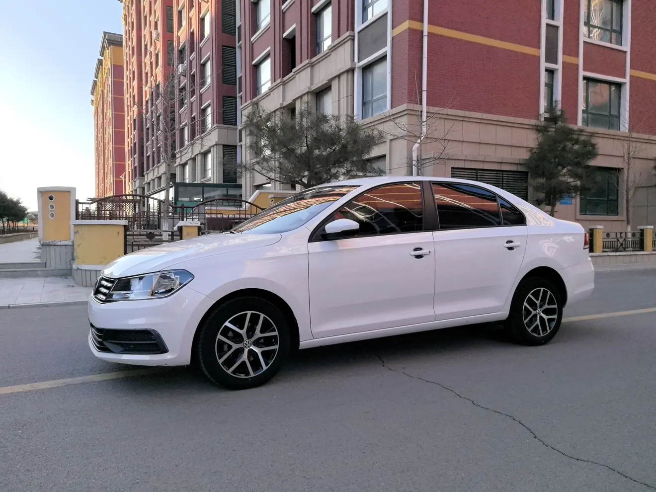 Volkswagen Santana  из Китая