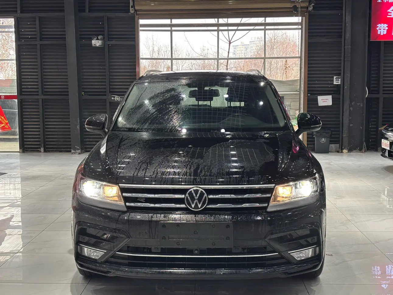 Volkswagen Tiguan L  из Китая