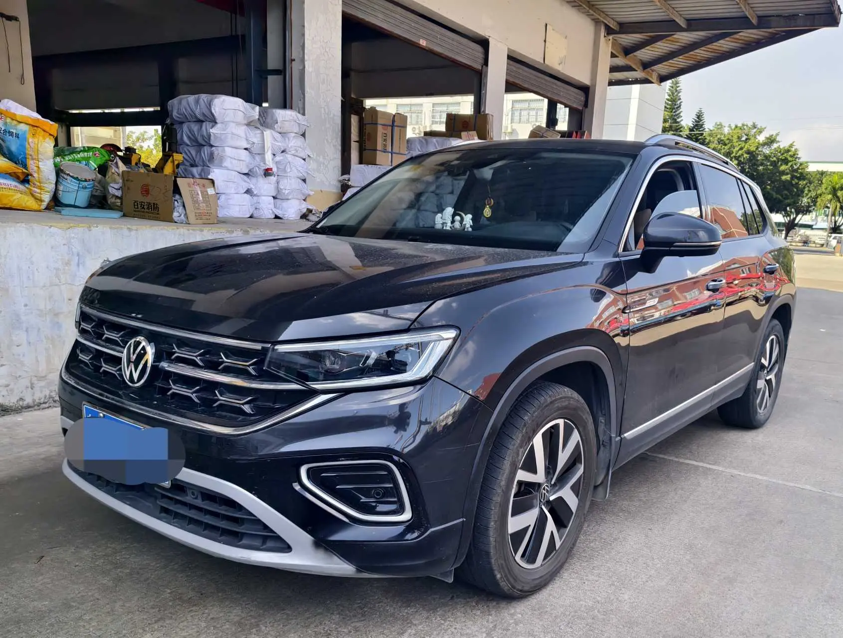 Volkswagen Tayron  из Китая