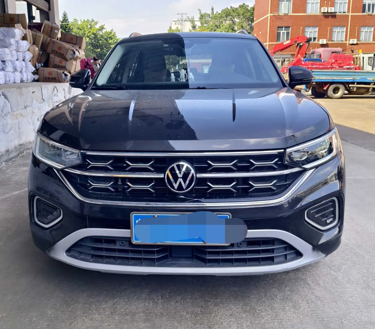 Volkswagen Tayron  из Китая