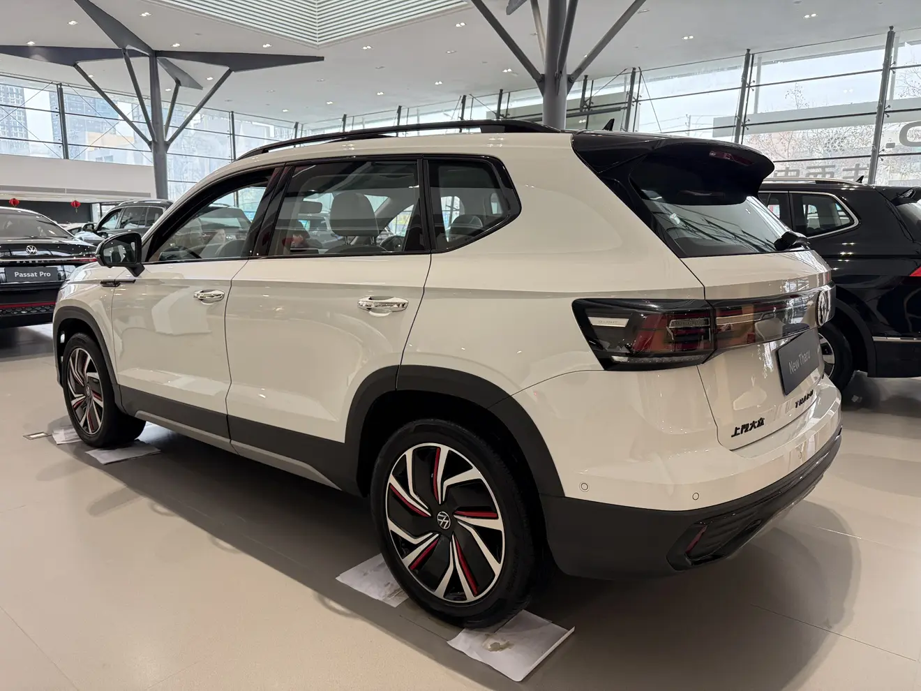 Volkswagen Tharu  из Китая