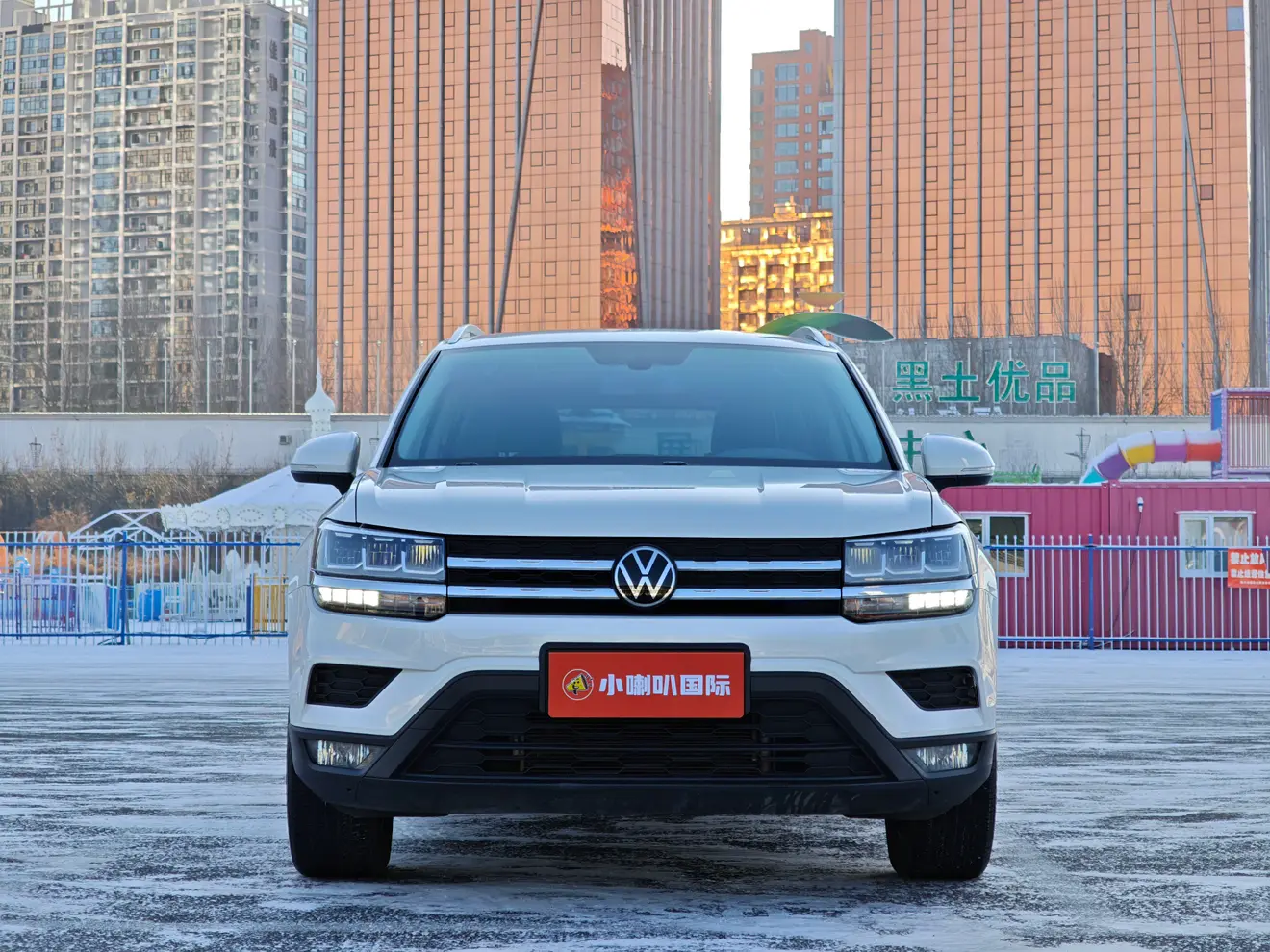 Volkswagen Tharu  из Китая
