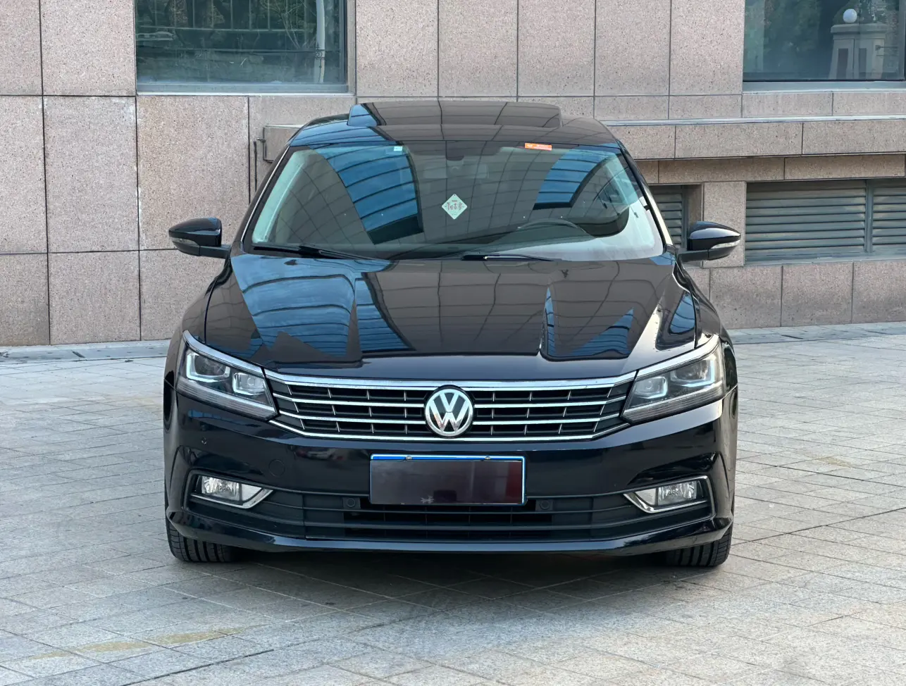 Volkswagen Passat  из Китая