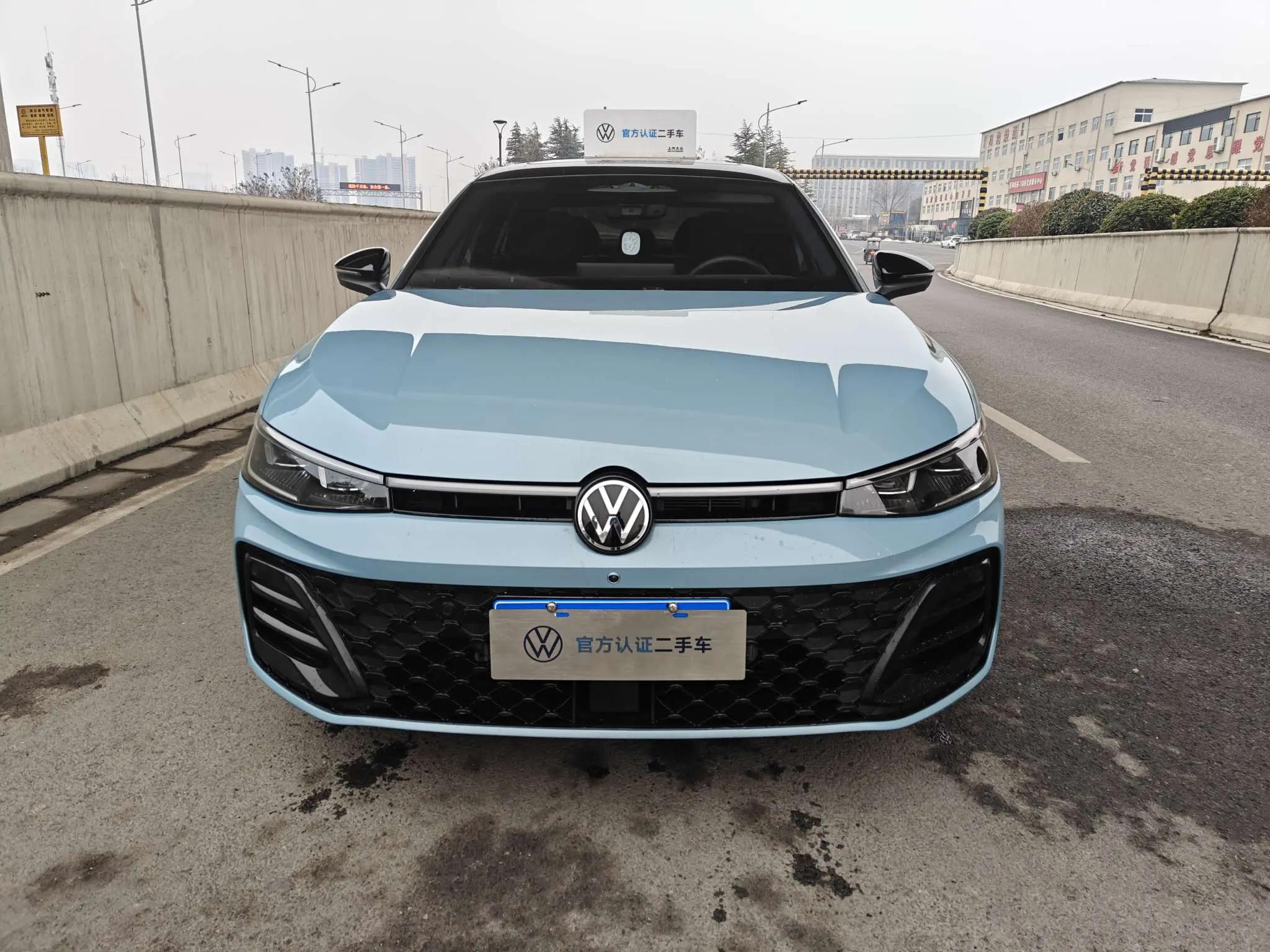 Volkswagen Passat  из Китая
