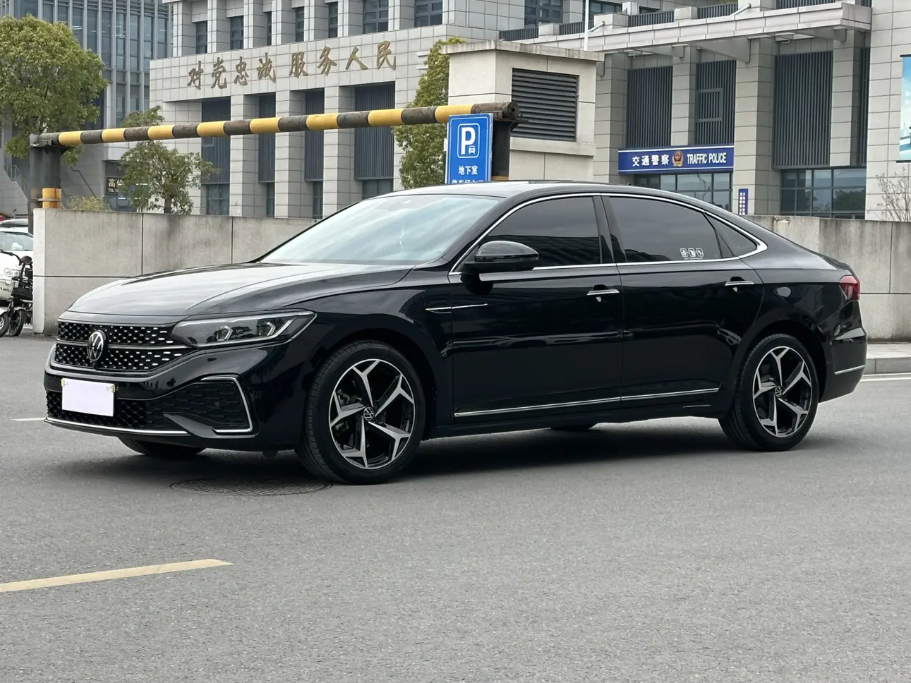 Volkswagen Passat  из Китая