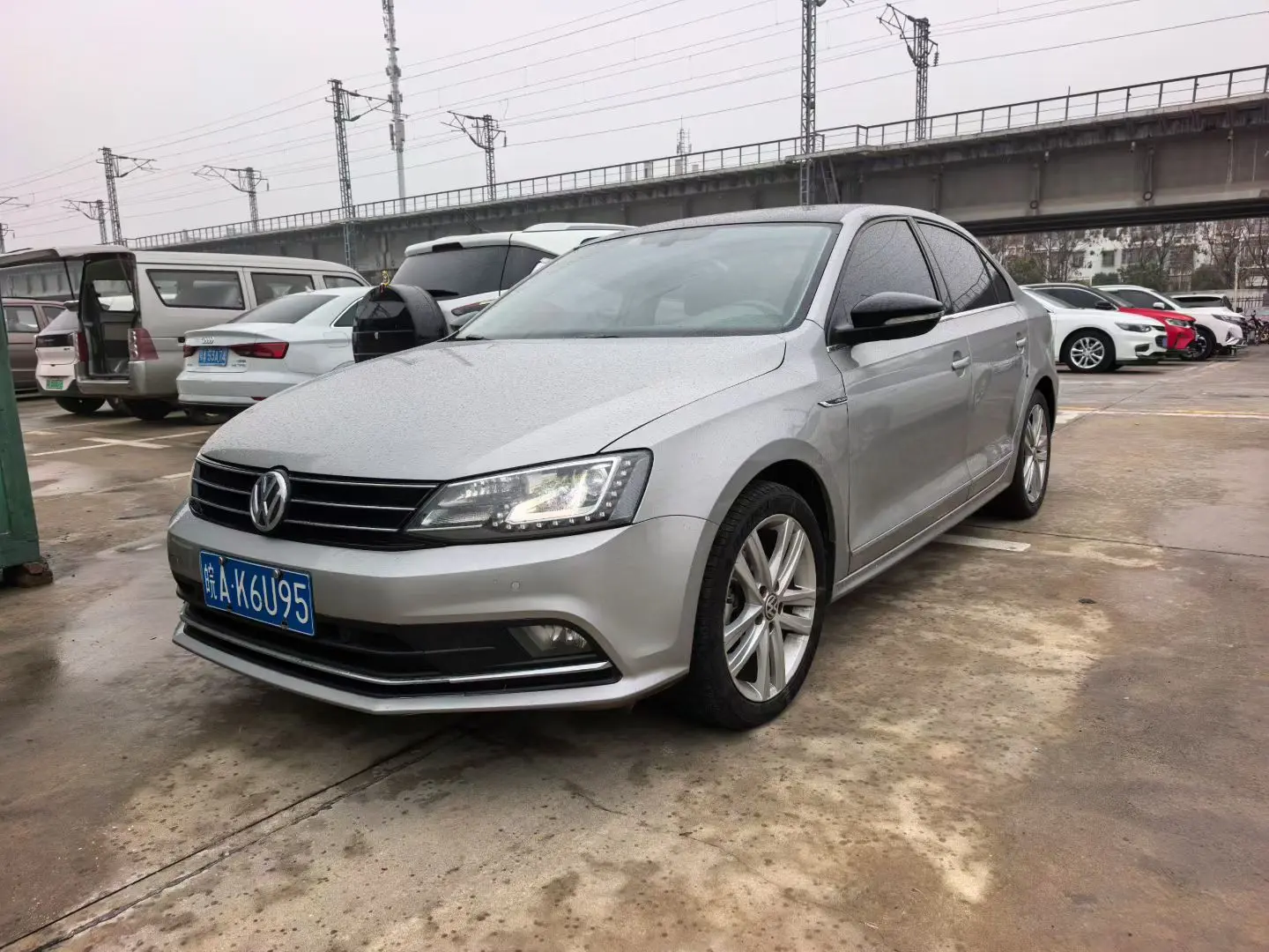 Volkswagen Sagitar  из Китая