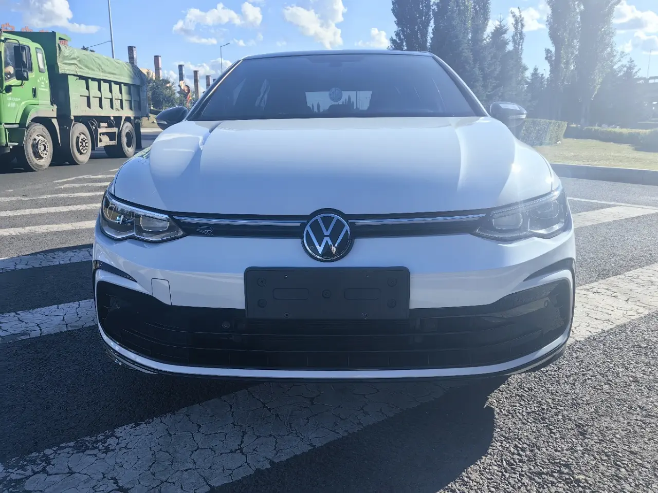 Volkswagen Golf  из Китая