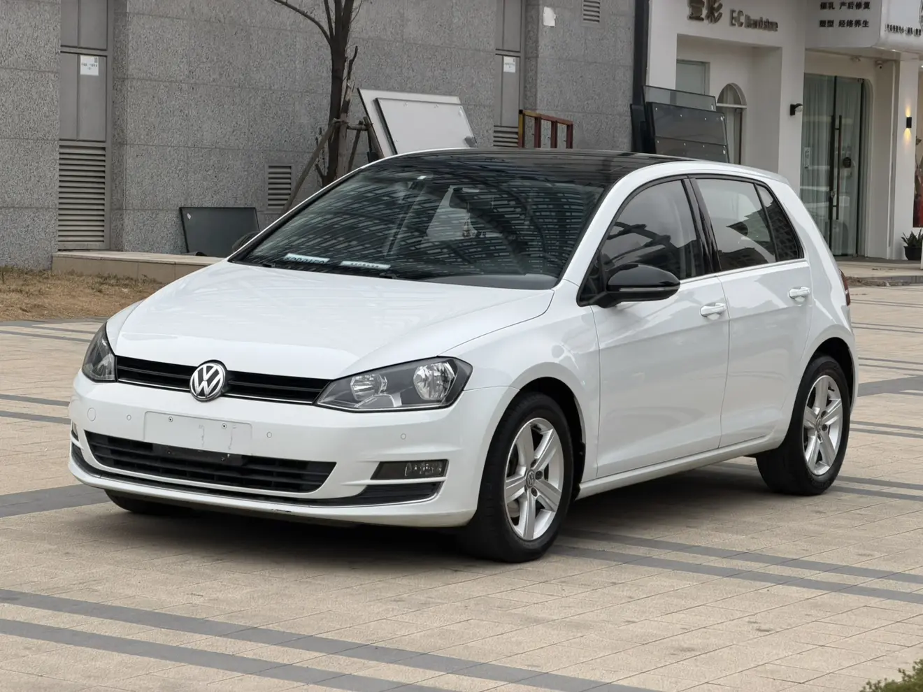 Volkswagen Golf  из Китая