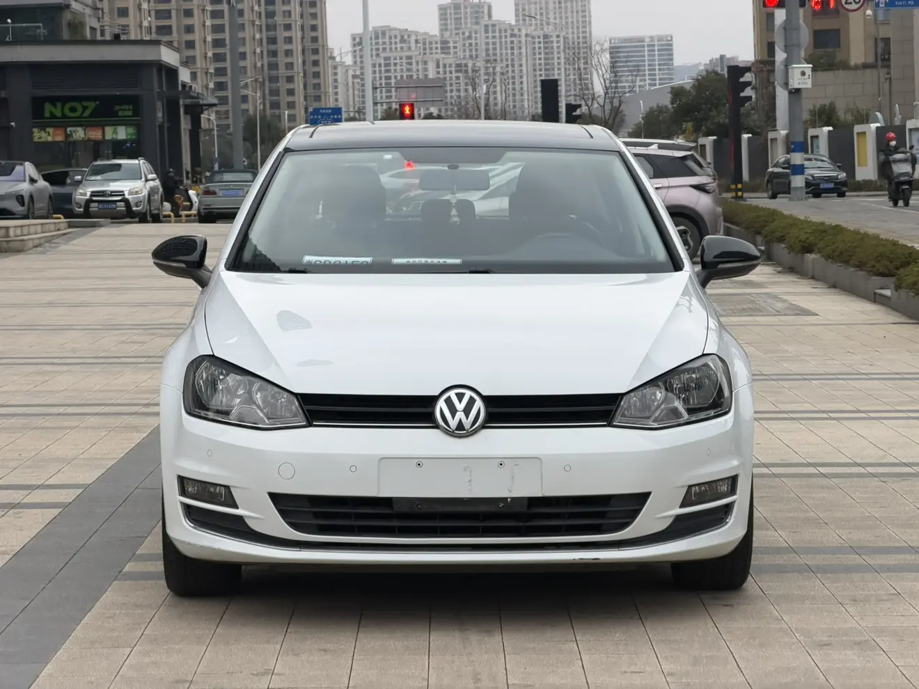 Volkswagen Golf  из Китая