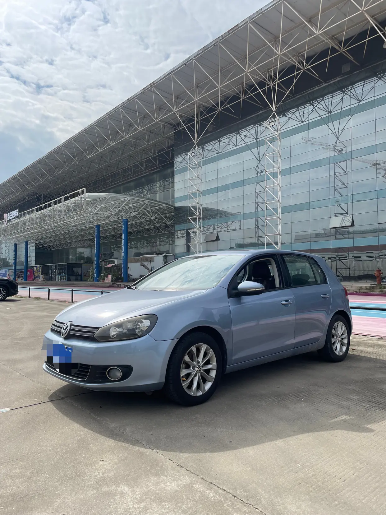 Volkswagen Golf  из Китая