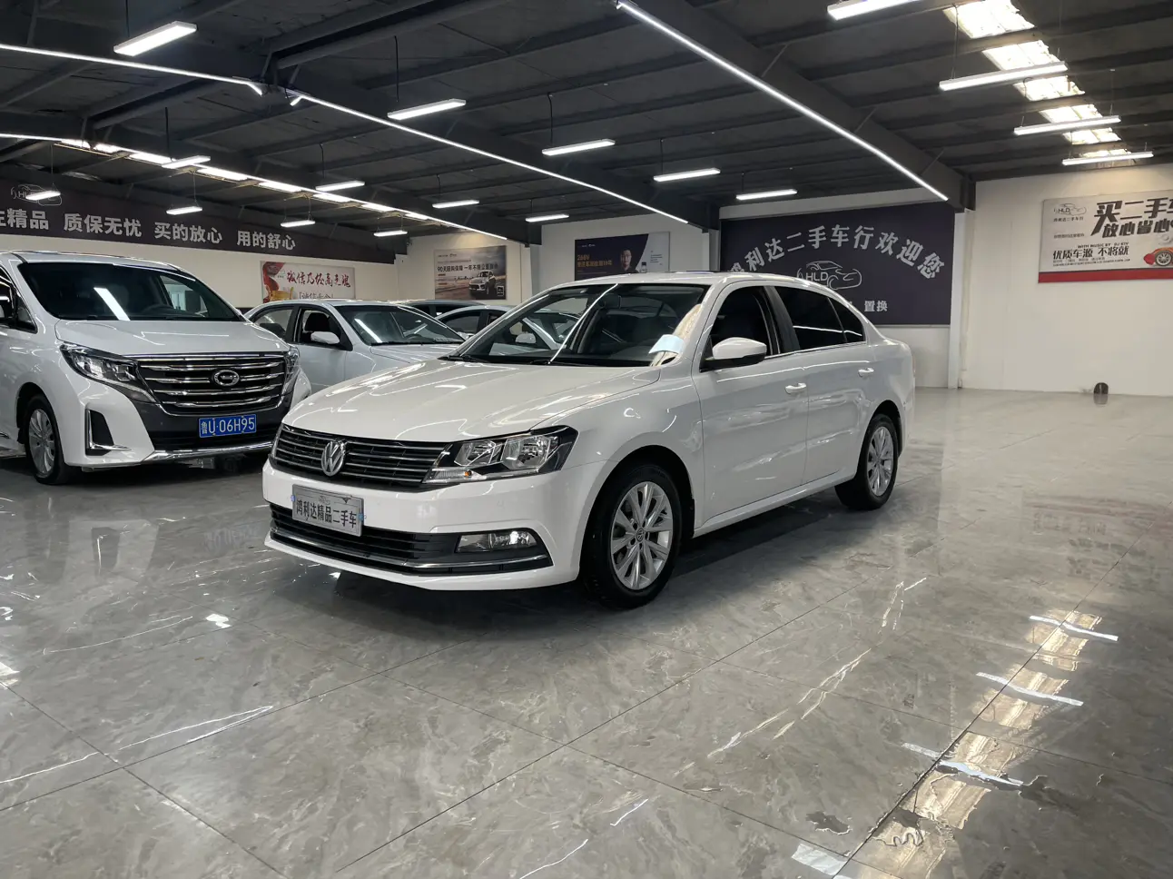 Volkswagen Lavida  из Китая