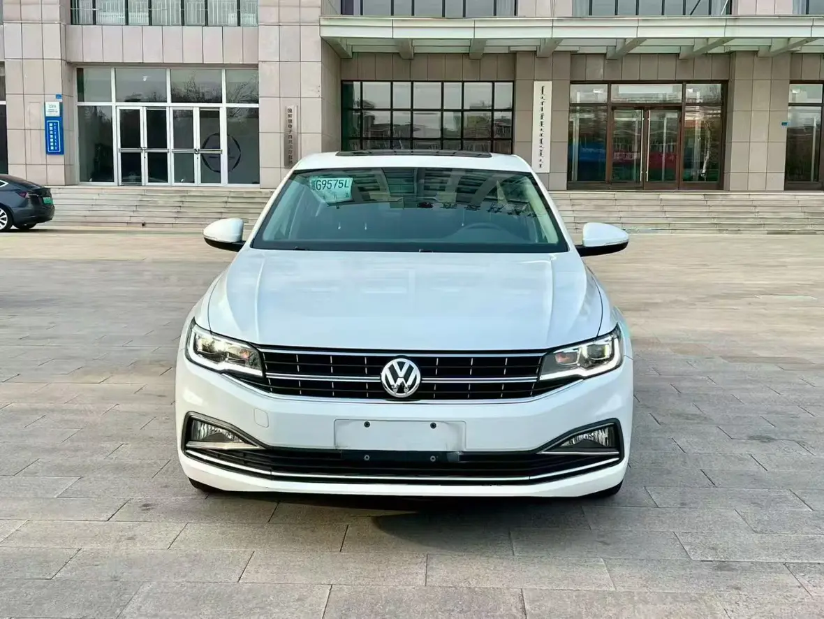 Volkswagen Bora  из Китая