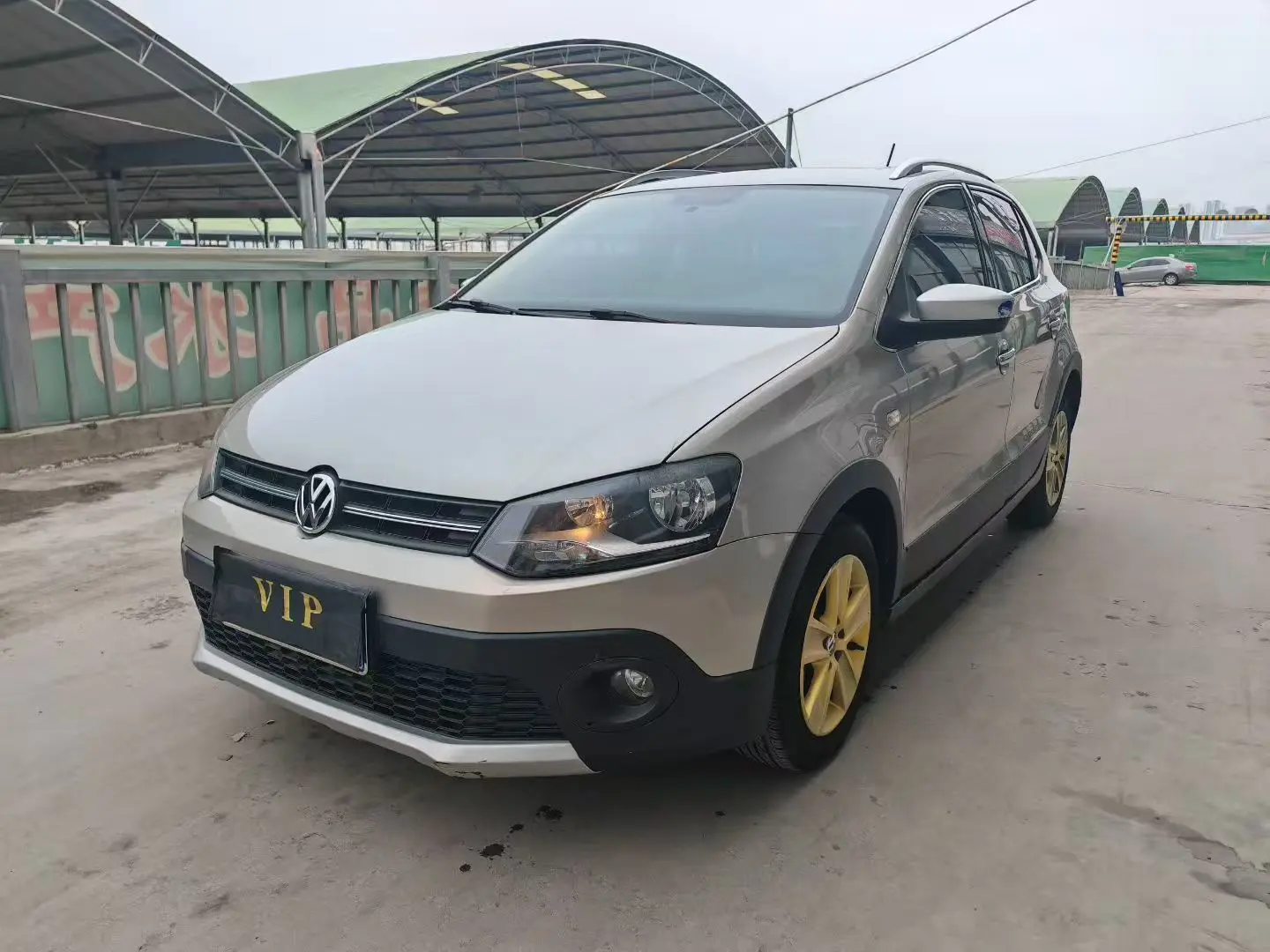 Volkswagen Polo  из Китая