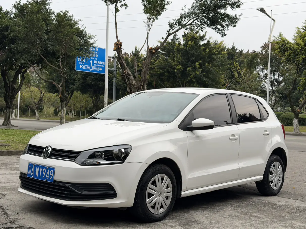 Volkswagen Polo  из Китая