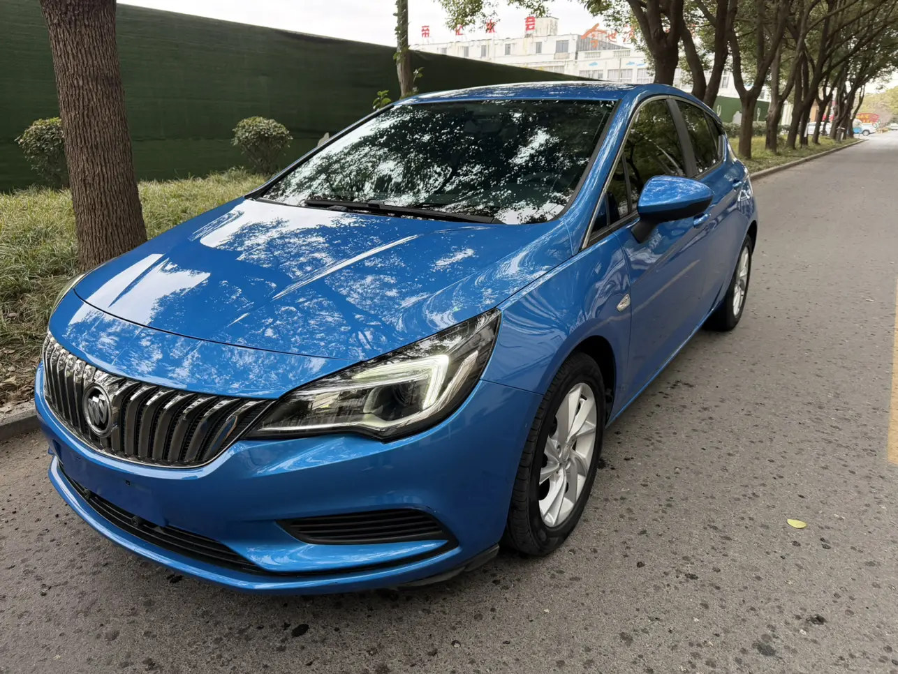 Buick Valeant  из Китая