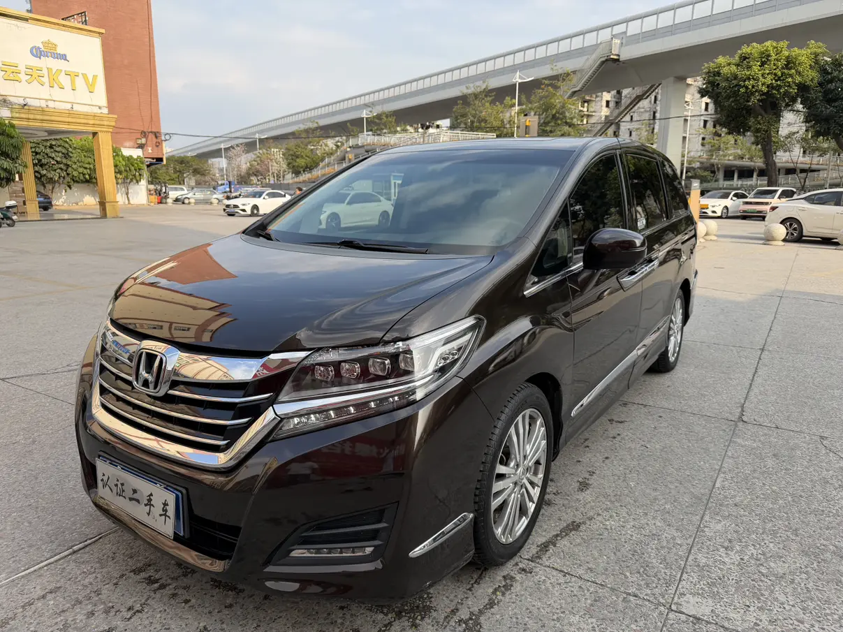 Honda Elysion (Alison)  из Китая