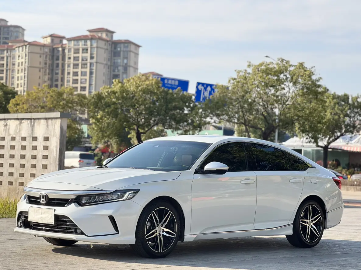 Honda Inspire (Yingshipai)  из Китая