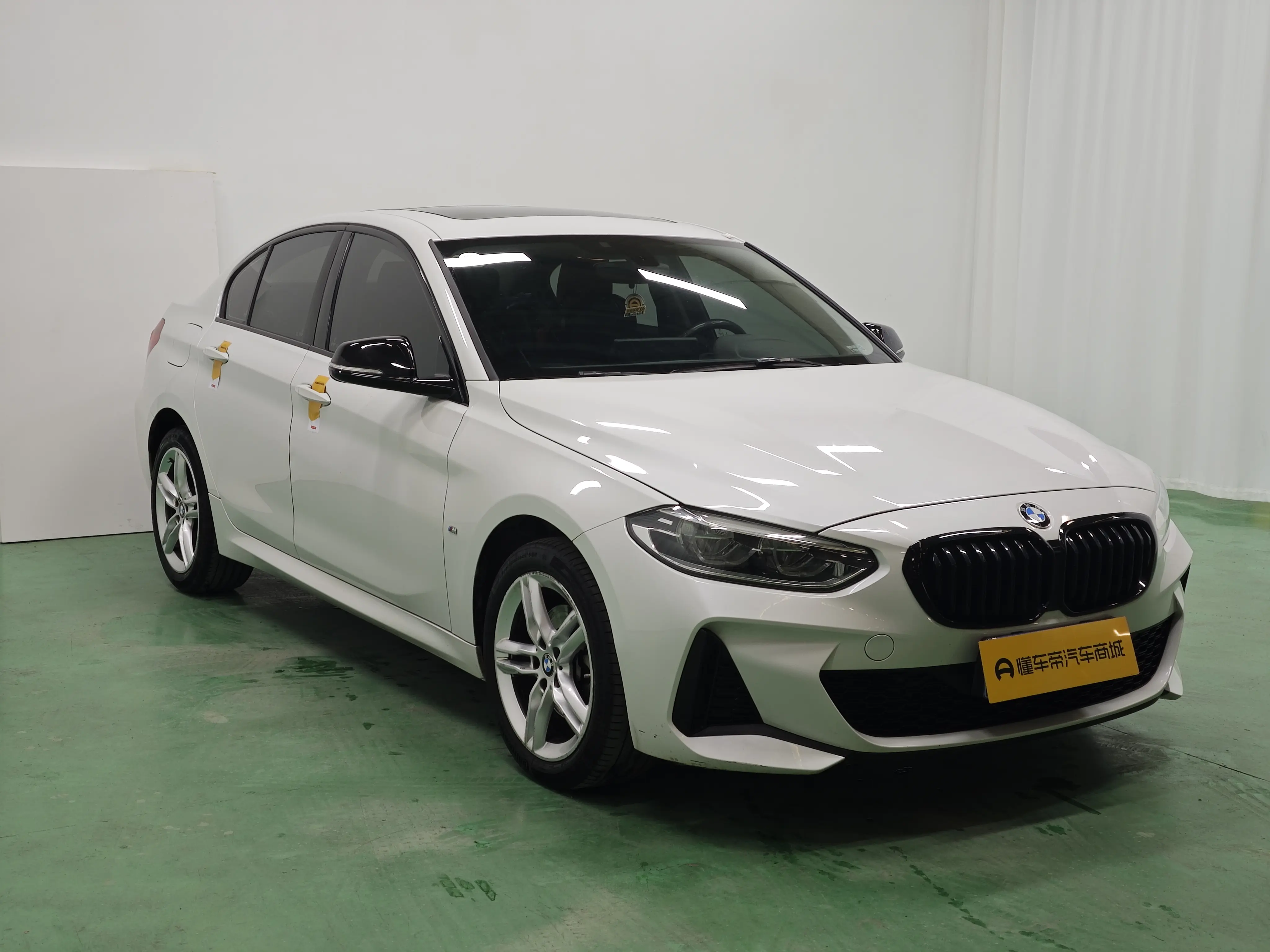 BMW 1 Series  из Китая