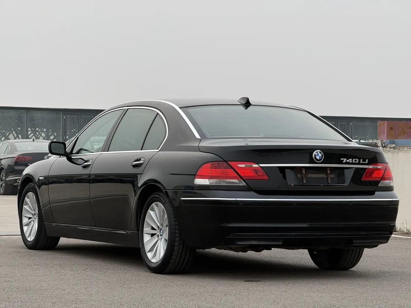 BMW 7 Series  из Китая