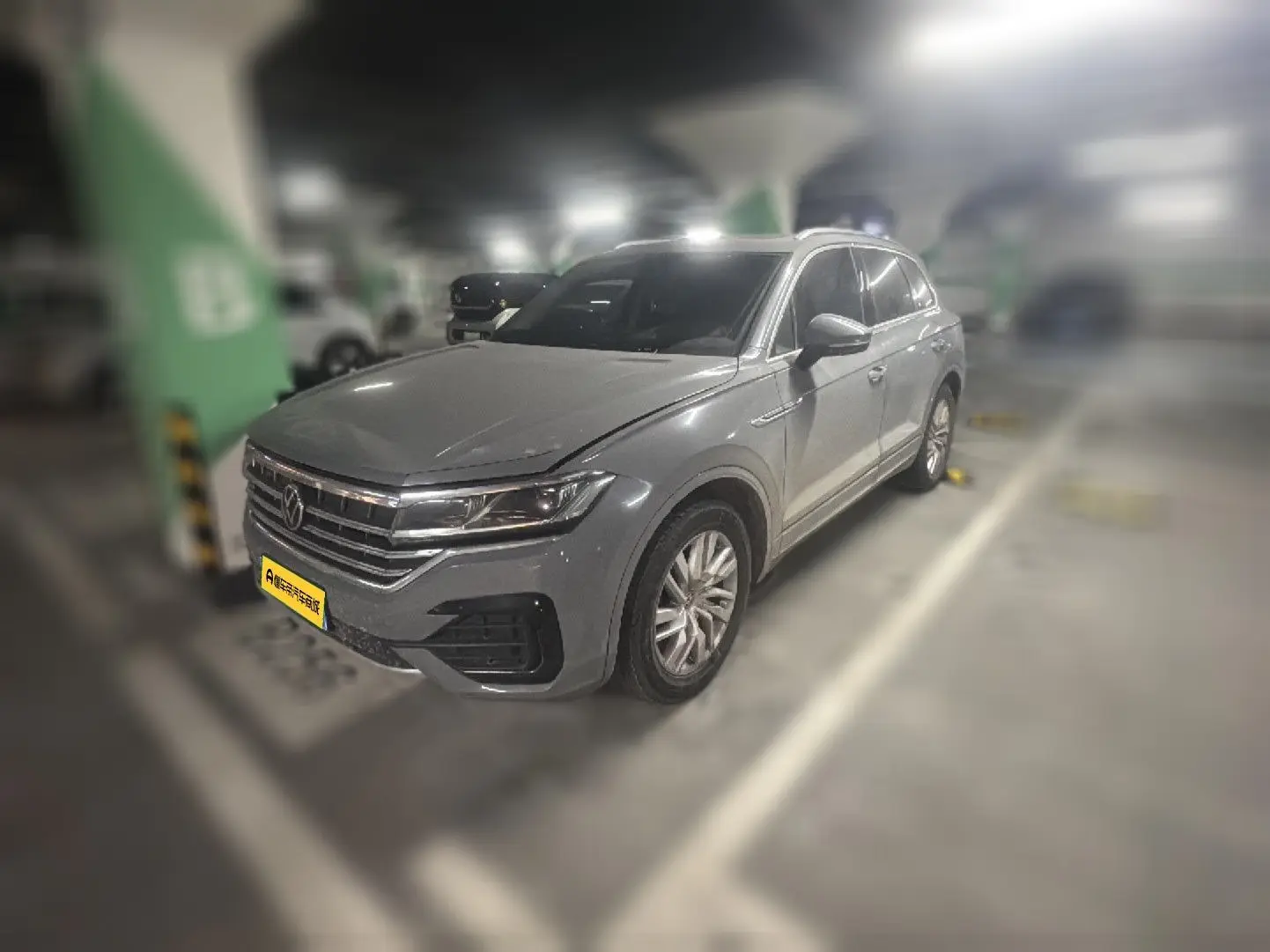 Volkswagen Touareg  из Китая