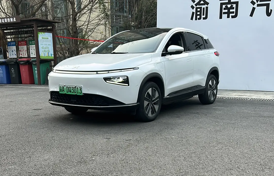 Xpeng G3  из Китая