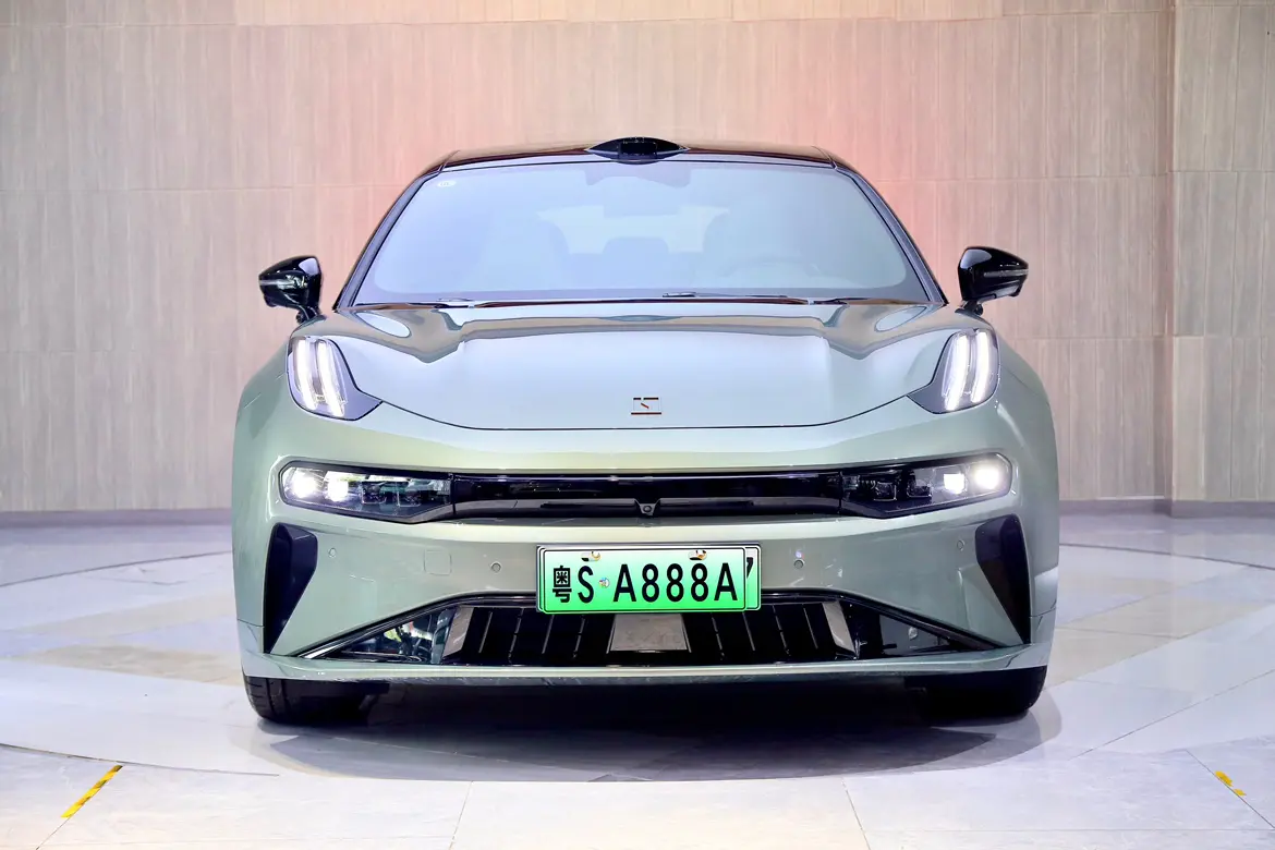 ZEEKR 001  из Китая